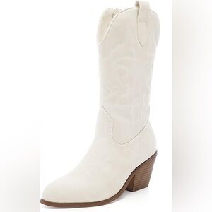 Cream Women’s Western Cowboy Boots Size 6 🤠